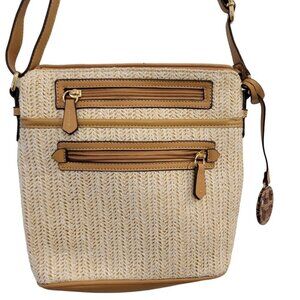Women’s Giani Bernini Crossbody Bag. New Without Tags $99.